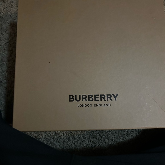 Artur story 152 size 10 great condition worn once - Picture 4 of 5